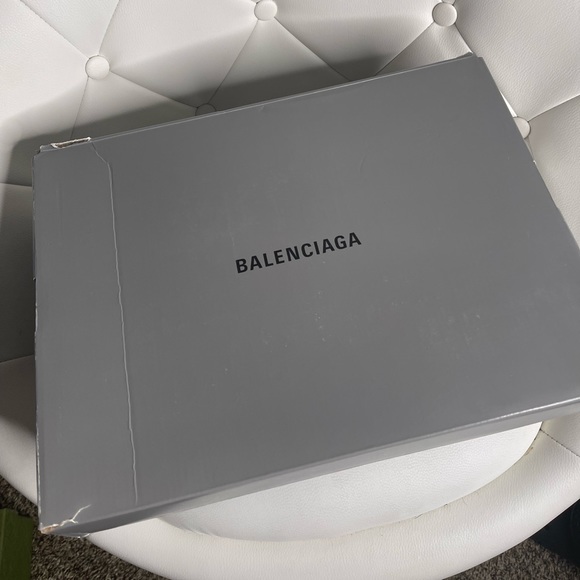 Worn once - Picture 8 of 9